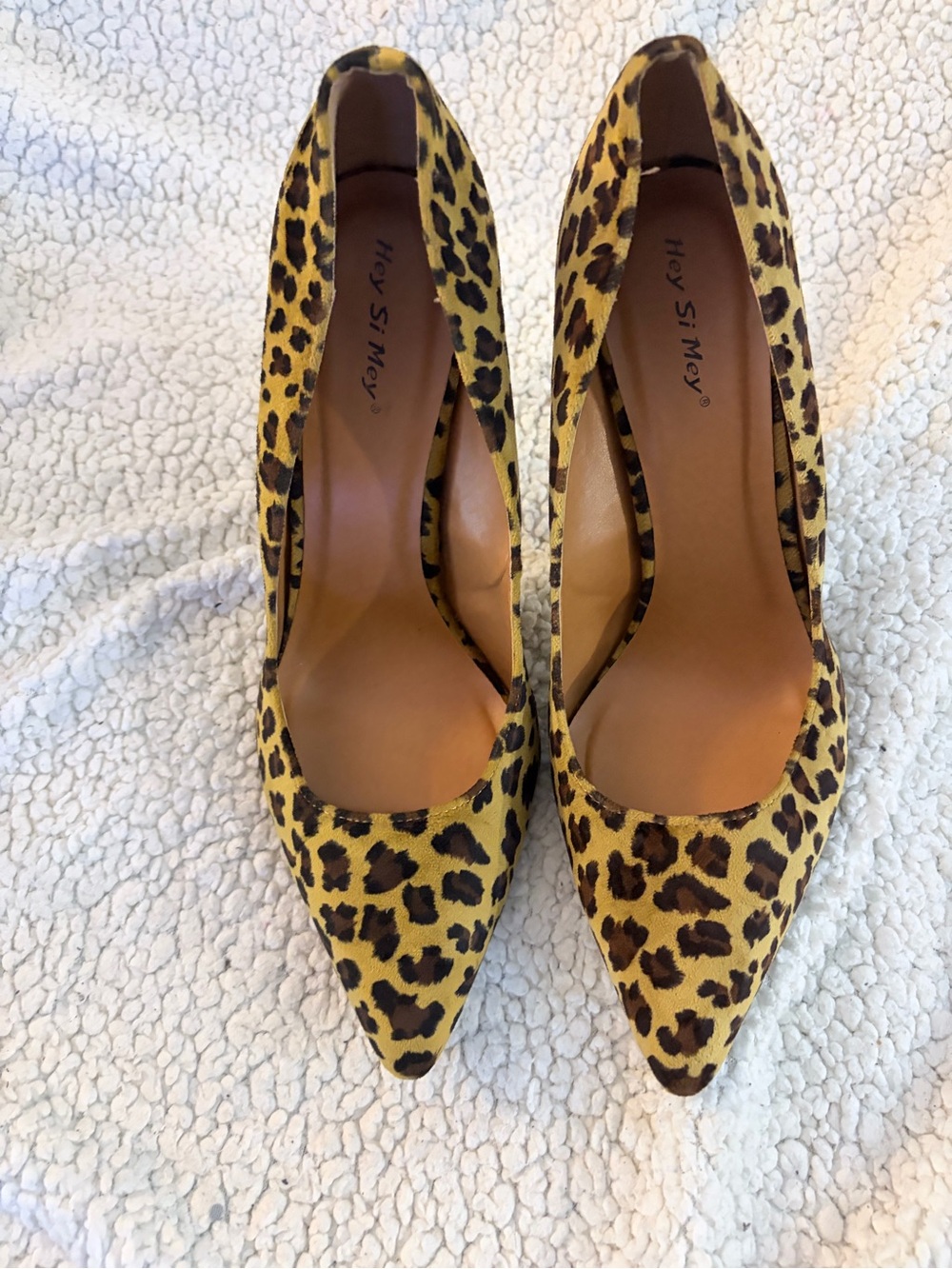Yellow Leopard Print Pointed-Toe Pumps